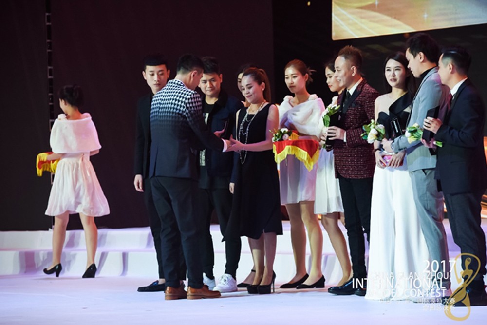 2017中国南方ファッション盛典——年度最も人気のあるファッション美容ブランド